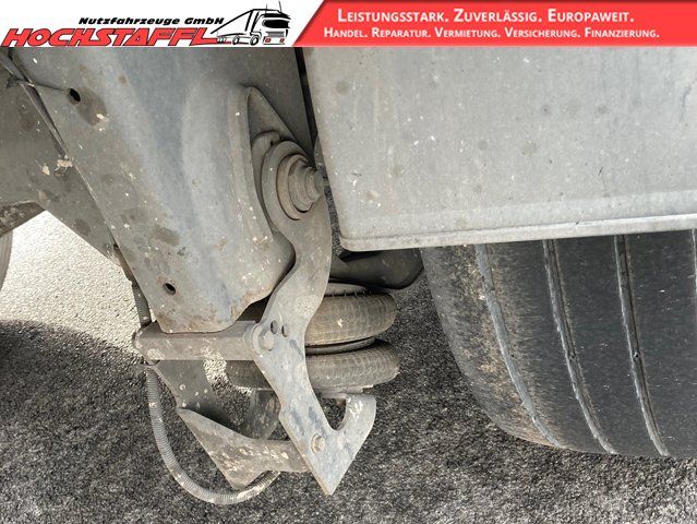 Fahrzeugabbildung Menci Schubbodenauflieger 92m³ SM136A